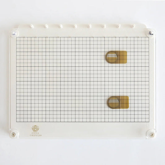 Anna Griffin Stamp Platform And Alignment Tool - Honey Bee Stamps